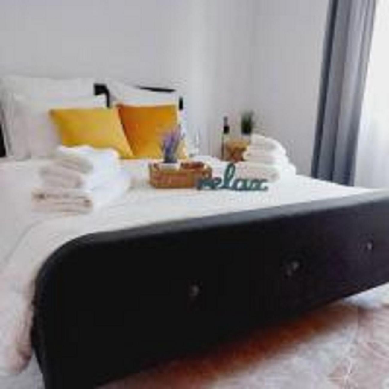 Cozy Apartment In The Center Of Bucureşti Eksteriør bilde