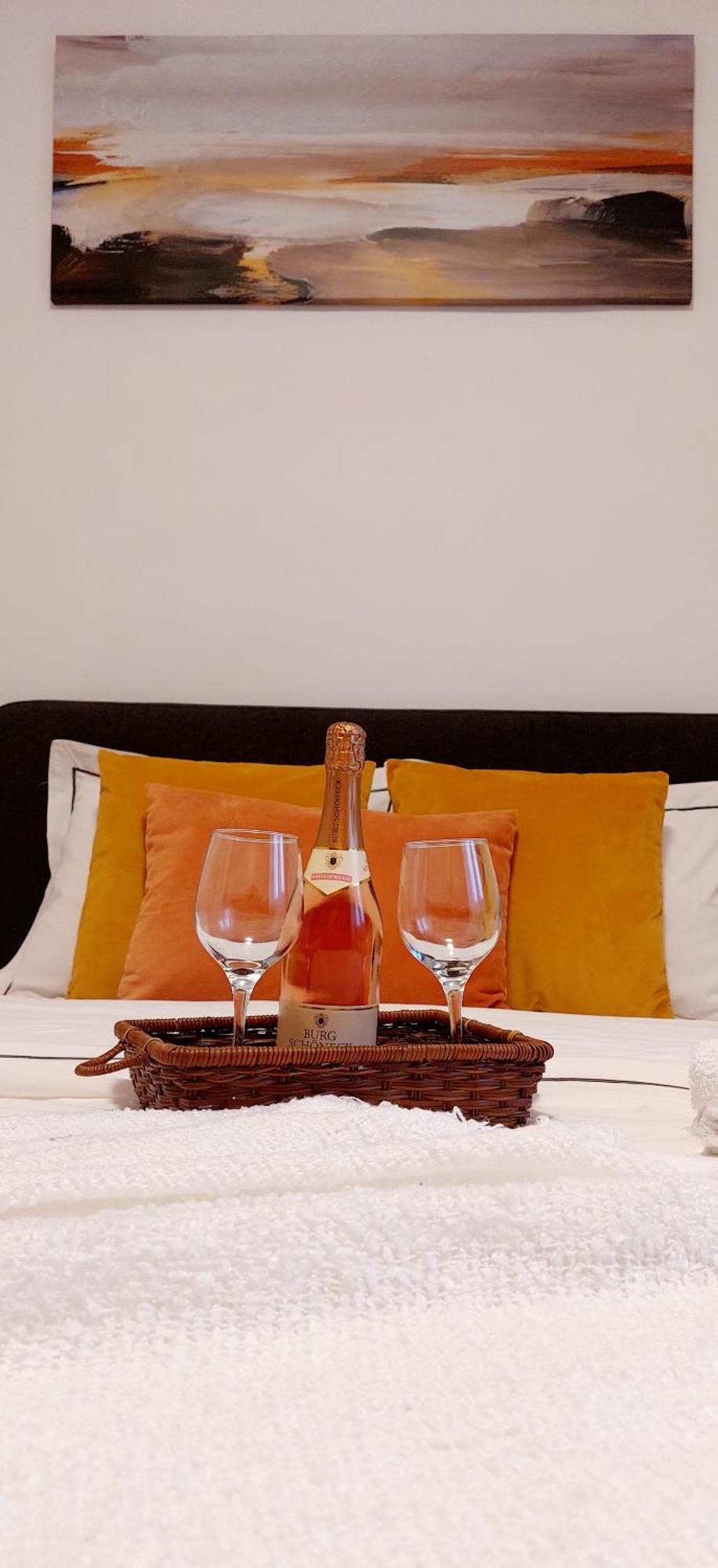 Cozy Apartment In The Center Of Bucureşti Eksteriør bilde