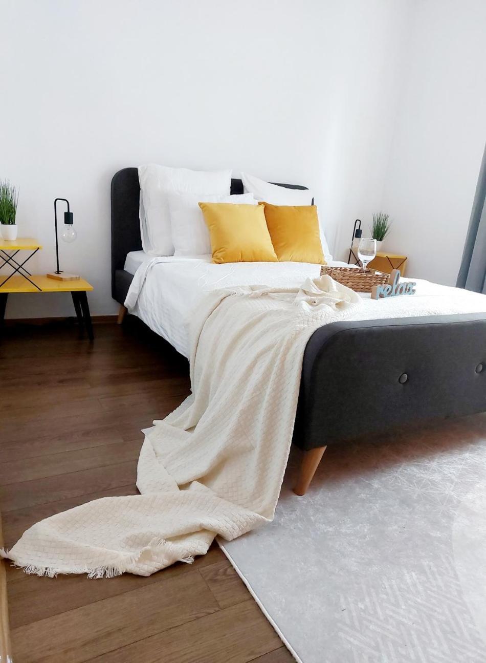 Cozy Apartment In The Center Of Bucureşti Eksteriør bilde