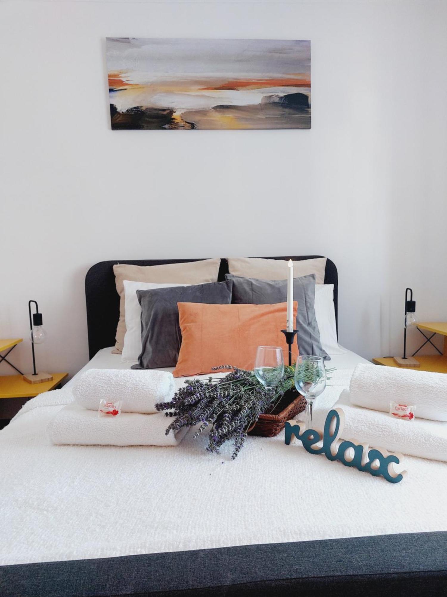 Cozy Apartment In The Center Of Bucureşti Eksteriør bilde